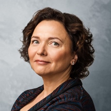 ЗЕЛЬКОВА Лариса Геннадьевна